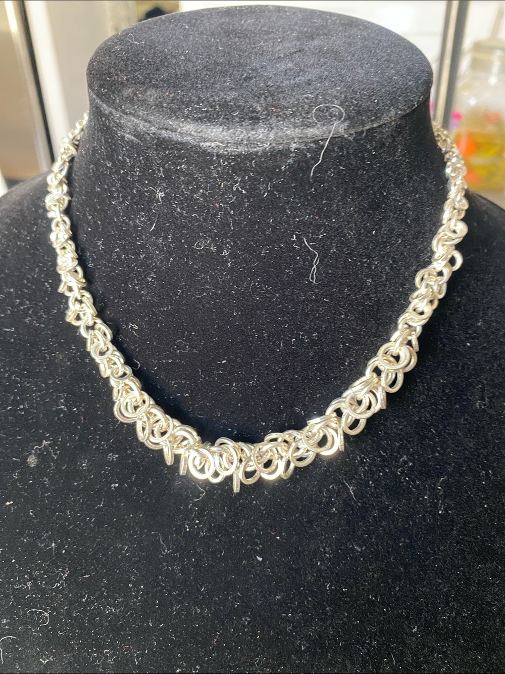 Avon Silver-Tone Knotted Link Necklace